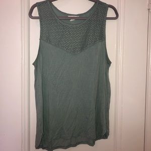 Eggshell color tank straight from Madrid!